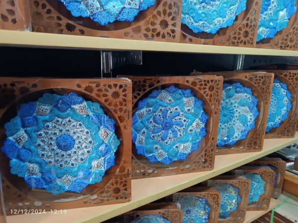 بشقاب دیوارکوب میناکاری سایز 20